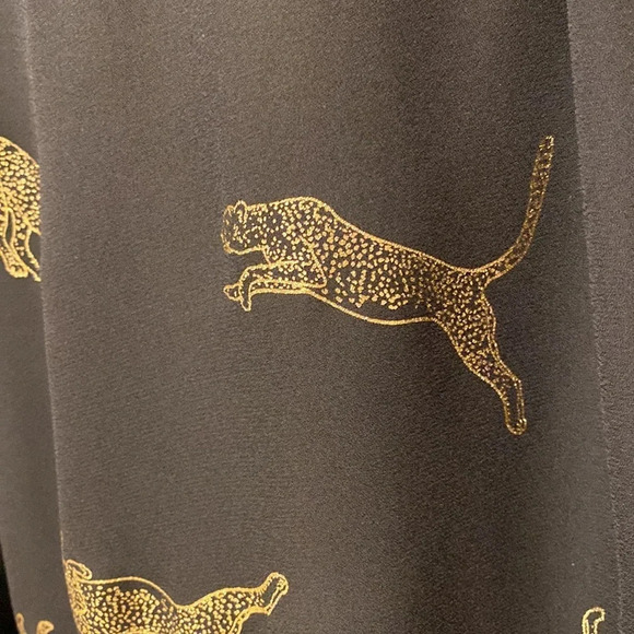 G womens Torrid casual sleeveless half zipper tiger plus size top 3 - Picture 4 of 5